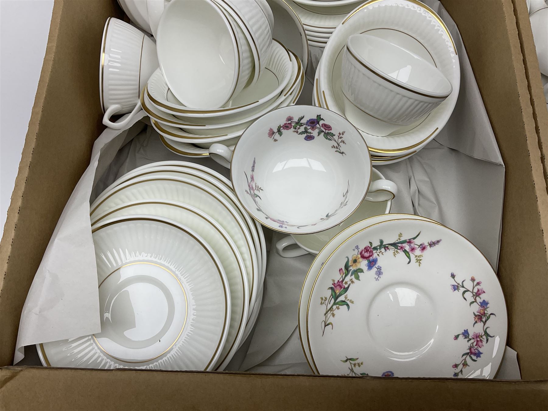 Wedgwood Insignia pattern tea and dinner wares, Wedgwood Chelsea gold pattern teapot and two Wedgwood soup bowls and saucers