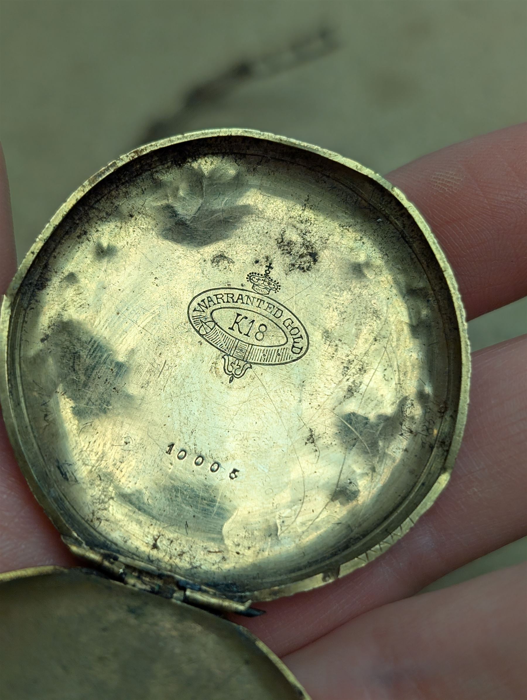 18ct gold cased pocket watch, stamped Warranted Gold K18, together with a 9 gold ladies manual wind wristwatch on 9ct gold strap stamped 375