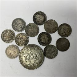 Approximately 135 grams of Great British pre 1947 silver coins, small number of pre 1920 silver threepence pieces, Australia 1935 Centenary florin token, pre-decimal pennies and other coinage