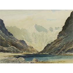 E Grieg Hall (British 20th century): Lak