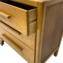 1930s Art Deco period light oak chest, fitted with three graduating drawers, on bracket feet 