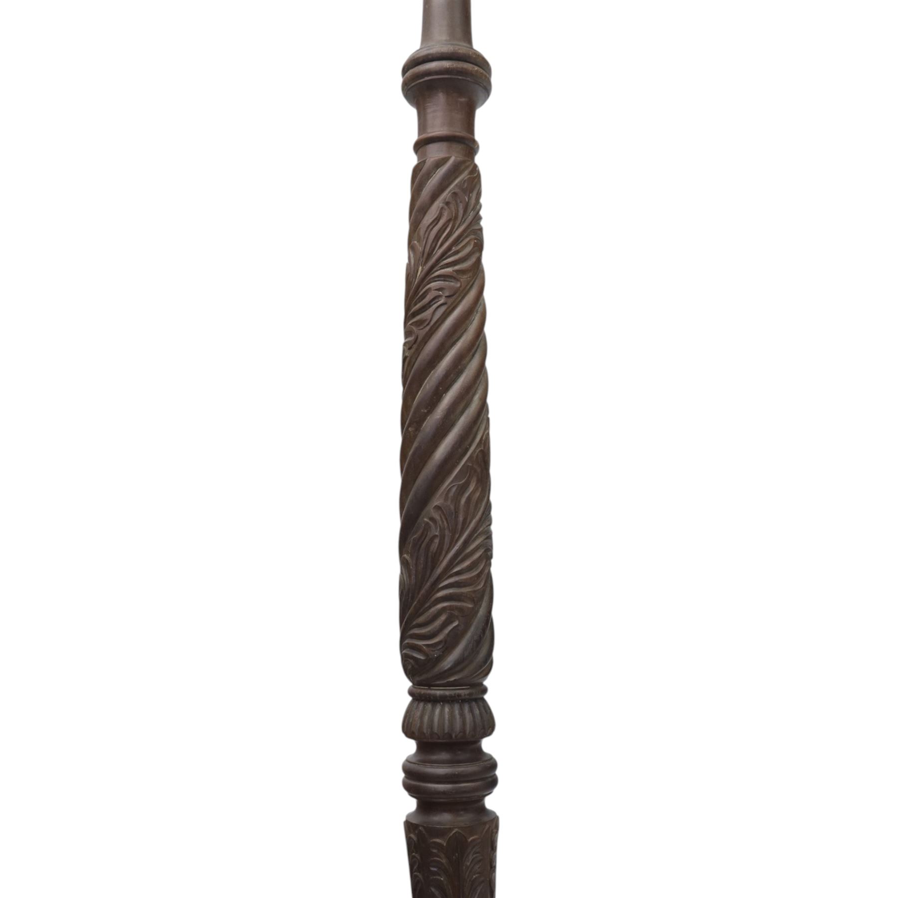 19th century and later mahogany four poster bed frame, featuring two spiral columns carved with acanthus leaves, complete with fittings