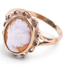 Gold cameo ring, stamped 9ct