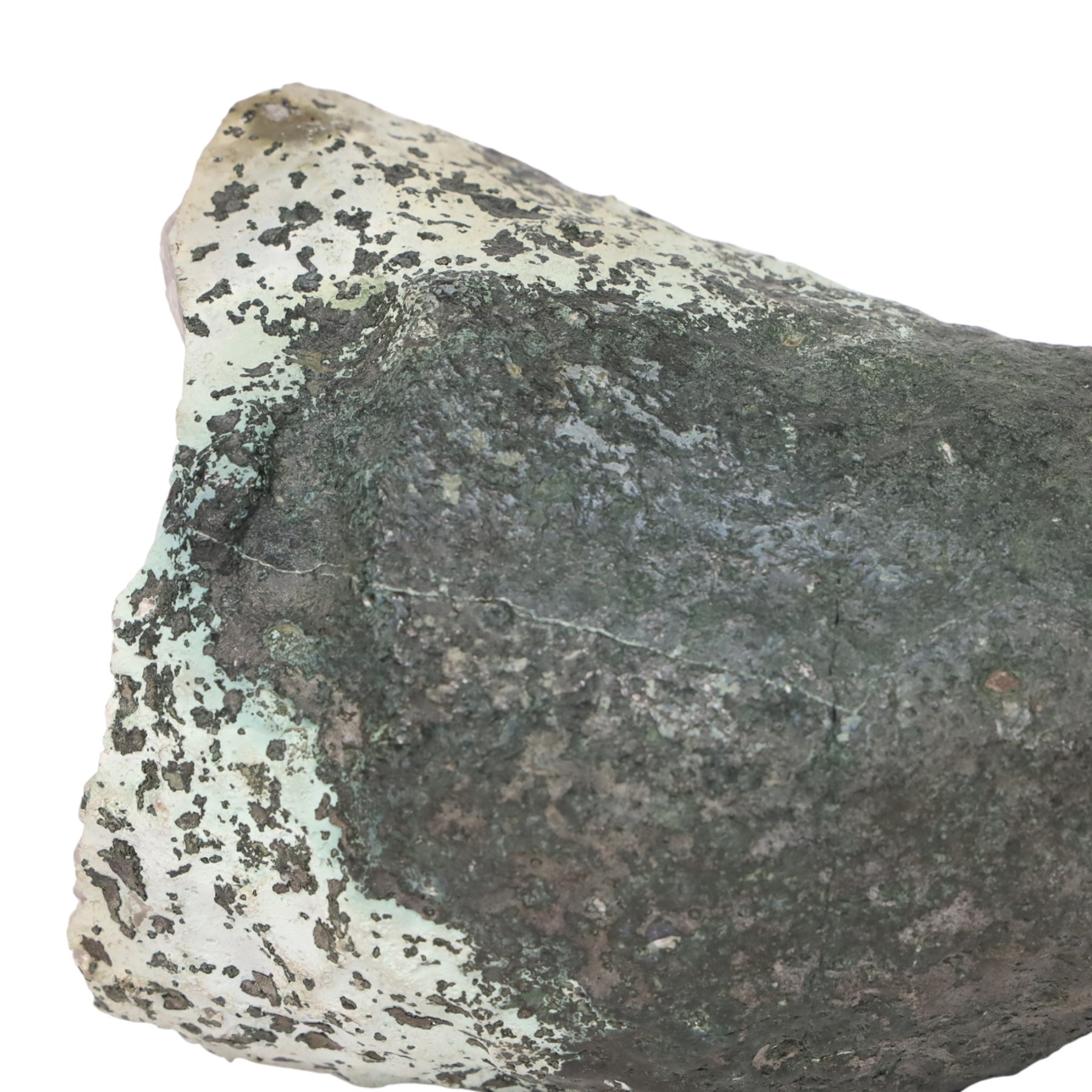 Amethyst crystal geode cluster, with well-defined crystals of various sizes, H17cm, L20cm