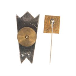 WWII Polish 2nd aviation breast insignia, together with 3rd Carpathian division enamelled stickpin  