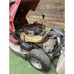 Honda 3009 Garden ride on mower with trailer - THIS LOT IS TO BE COLLECTED BY APPOINTMENT FROM DUGGLEBY STORAGE, GREAT HILL, EASTFIELD, SCARBOROUGH, YO11 3TX