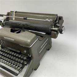 Vintage Imperial Model 60 typewriter 
