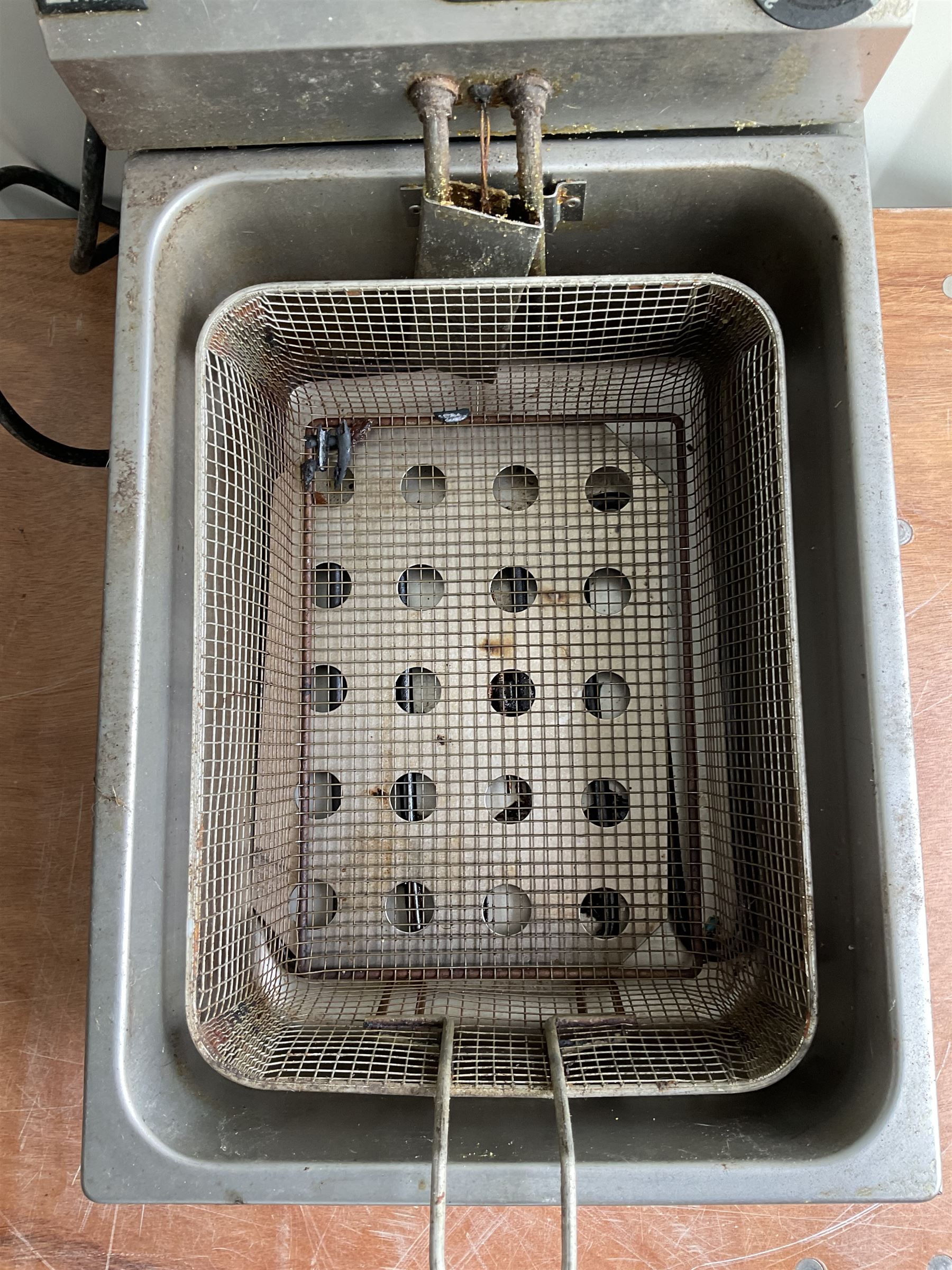 “Parry” Single pan electric fryer - THIS LOT IS TO BE COLLECTED BY APPOINTMENT FROM DUGGLEBY STORAGE, GREAT HILL, EASTFIELD, SCARBOROUGH, YO11 3TX