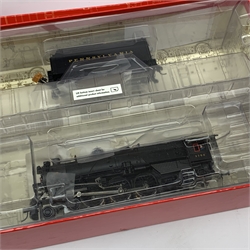 Bachmann Spectrum Master Railroader Series HO scale - Pennsylvania K4 4-6-2 Pacific Steam locomotive with tender No.3750; and Proto 2000 Heritage Steam Collection 920-31782 Unlettered USRA 0-6-0 steam locomotive with tender and sound, both mint and boxed with paperwork (2)