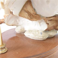 Capodimonte table lamp, modelled as two doves upon corn, with lampshade, H74cm