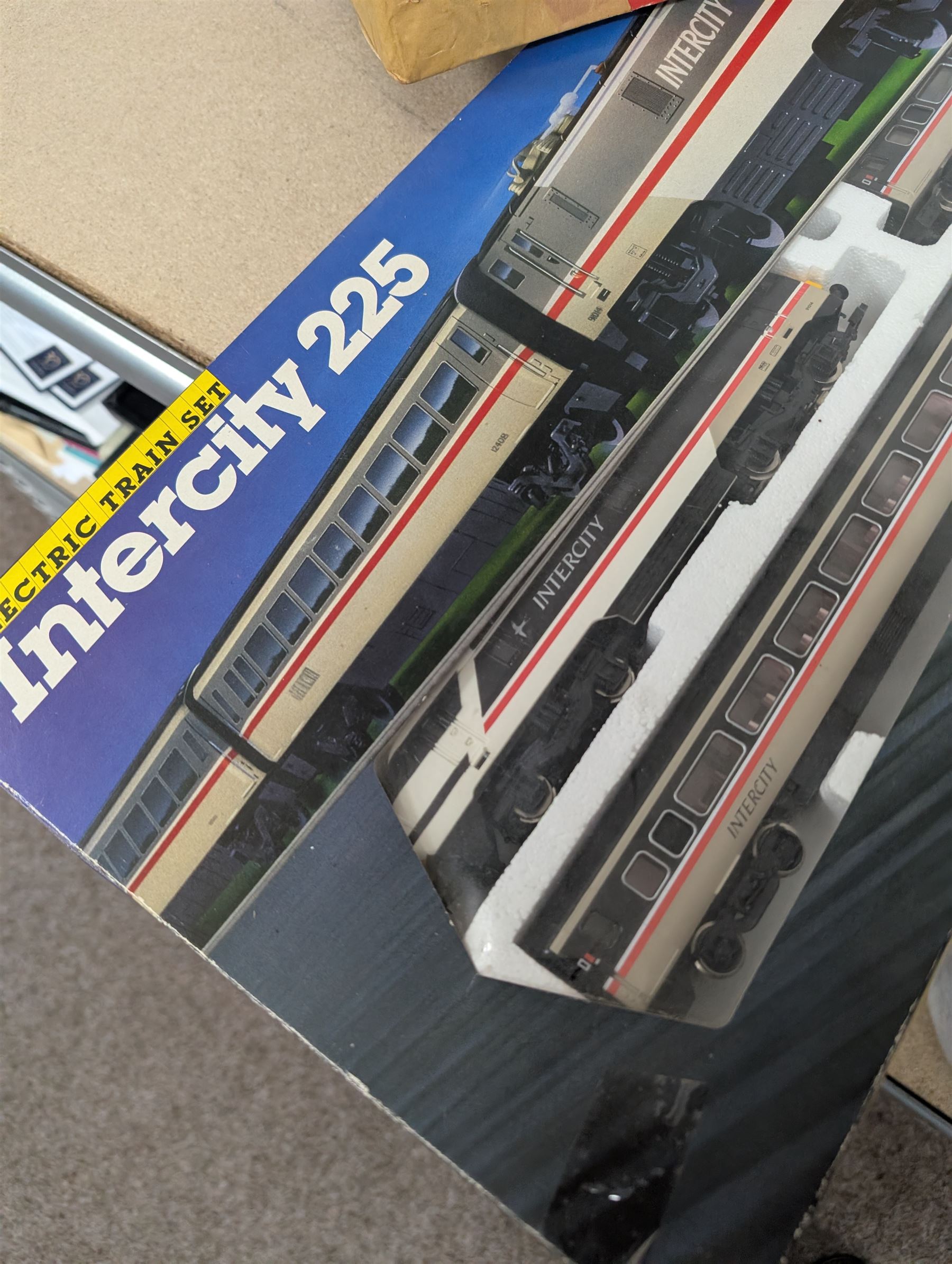 Hornby Electric Intercity Trainset, Triang Railways Electric trainset and a collection of 00 gauge rolling stock, control units, etc
