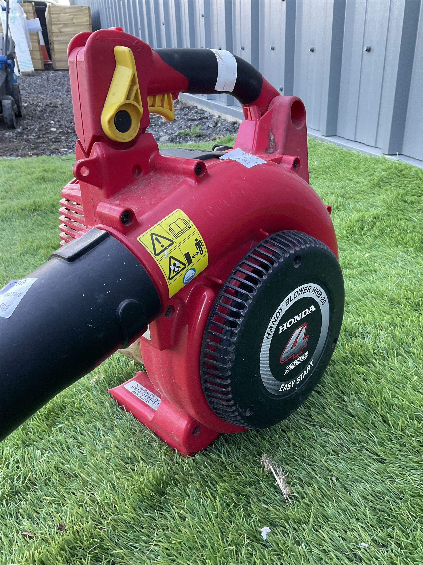 Honda HHB25 petrol leaf blower - THIS LOT IS TO BE COLLECTED BY APPOINTMENT FROM DUGGLEBY STORAGE, GREAT HILL, EASTFIELD, SCARBOROUGH, YO11 3TX