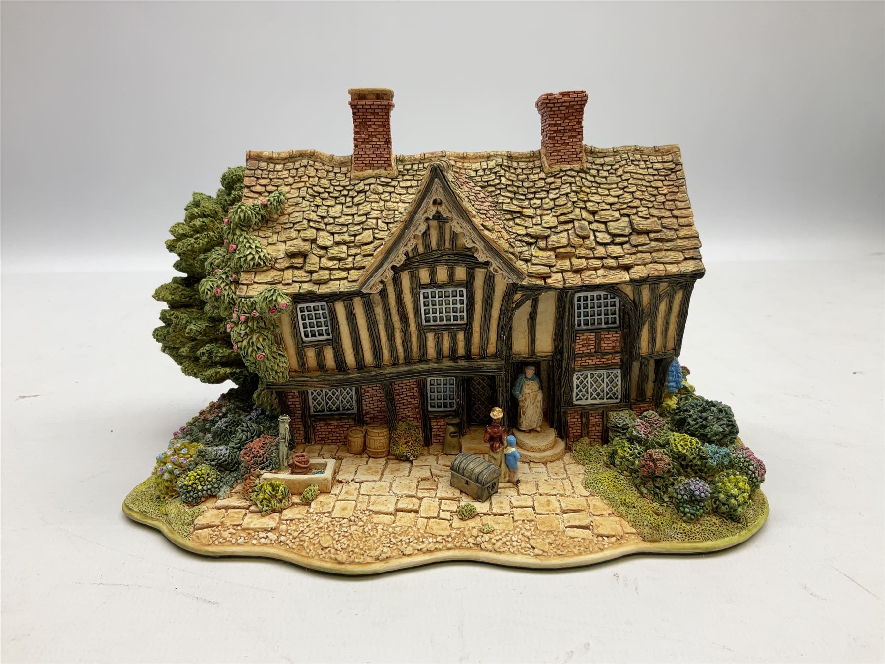 Large Lilliput Lane 'Bowbeams', in boxed with deeds