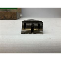 Midland Gun Company Birmingham & London 12-bore side-by-side box-lock non-ejector double barrel shotgun with 76cm damascus barrels, Prince of Wales style walnut stock with chequered grip and fore-end, top safety and engraved lock no.62160 L120cm overall; in scratch built baize lined wooden case. SHOTGUN CERTIFICATE REQUIRED.