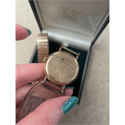 Two 9ct gold cased wristwatches, to include Vertex Revue presentation wristwatch on leather strap and Leda wristwatch on base metal strap