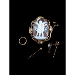 12ct gold cameo brooch depicting two cherubs, 9ct gold signet ring and two gold pins