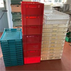 7 red, 12 white and 13 blue plastic food grade trays - THIS LOT IS TO BE COLLECTED BY APPOINTMENT FROM DUGGLEBY STORAGE, GREAT HILL, EASTFIELD, SCARBOROUGH, YO11 3TX