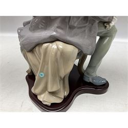 Lladro figure, Beethoven, limited edition 246/3000, Sculpted by Salvador Furio, no 5339, with original box year issued 1985, year retired 1993, H34cm