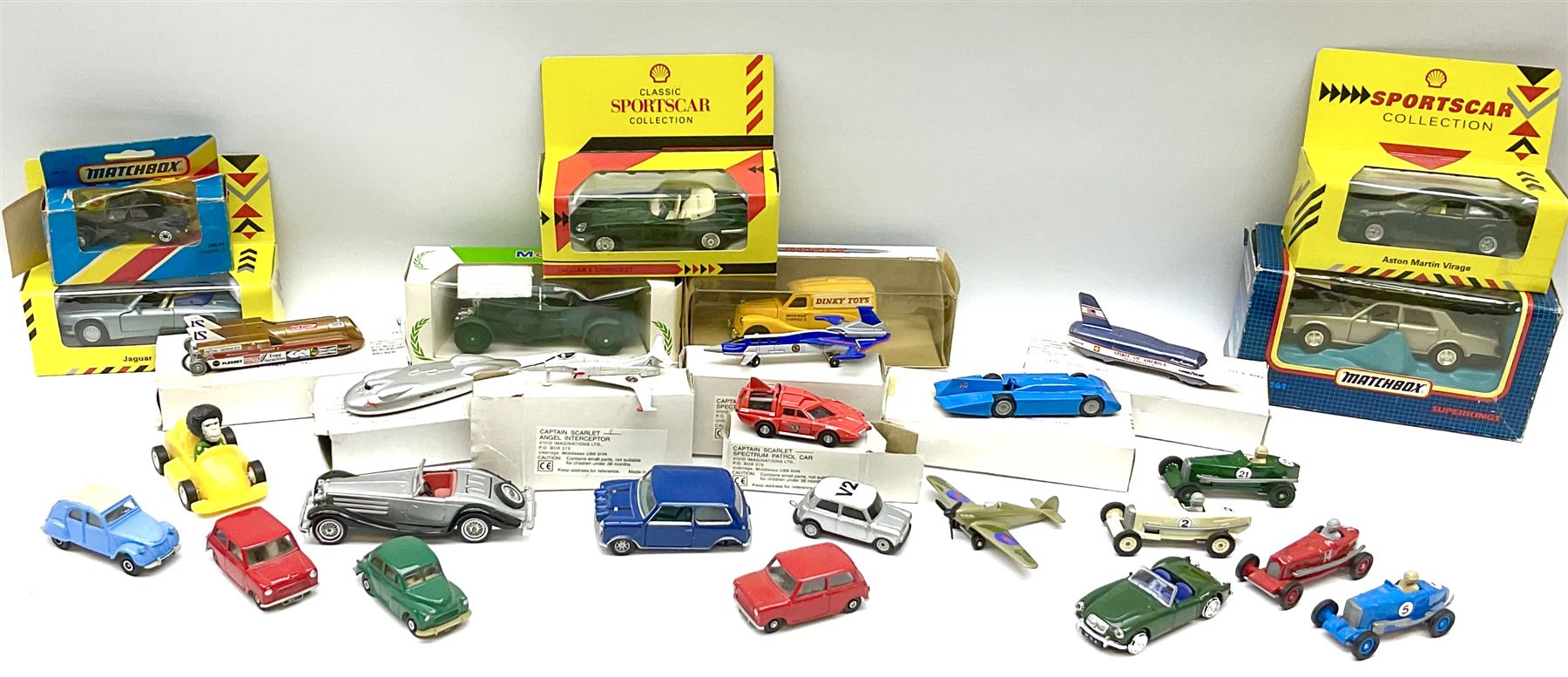 Various makers fourteen boxed and thirteen unboxed modern diecast models by Matchbox, Lledo