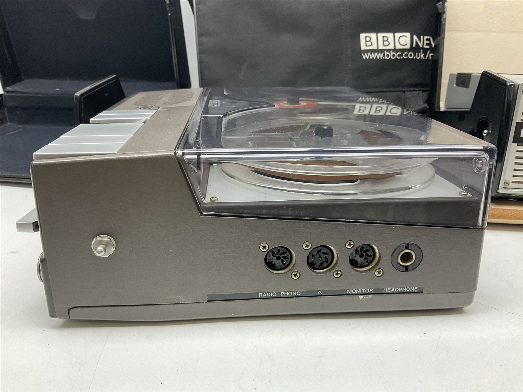 Uher 4100 Report-V professional tape recorder, with case, together with Uher 4000 Report professional tape recorder 