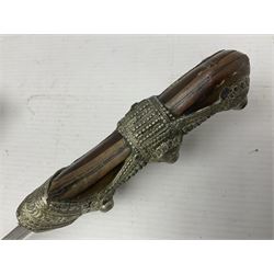 Saudi Arabian khanjar dagger with 29.5cm curving double edged  steel blade; white metal and copper mounted horn grip; in white metal mounted brass and leather scabbard incorporating embroidered leather wearing strap