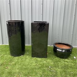 Large rectangular and circular terracotta glazed in black planters - THIS LOT IS TO BE COLLECTED BY APPOINTMENT FROM DUGGLEBY STORAGE, GREAT HILL, EASTFIELD, SCARBOROUGH, YO11 3TX
