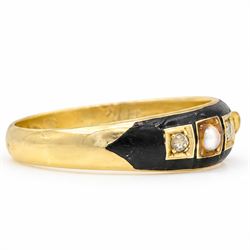 Victorian 18ct gold diamond, pearl and enamel mourning ring, square set with three old cut diamonds and two split pearls, with black enamel surround, Chester 1900