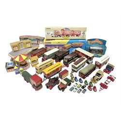 Corgi - various models both boxed and loose to include Dibnahs Choice 1 50 scale 80308, Classics 31702 and 97920, along with loose 1937 Rolls Royce 111 Sedance de Ville model, further mostly Showmans Range models and assembled fairground kits