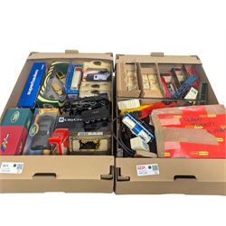 Collection of model railway and diecast cars, including Triang Hornby 00 gauge steam locom...