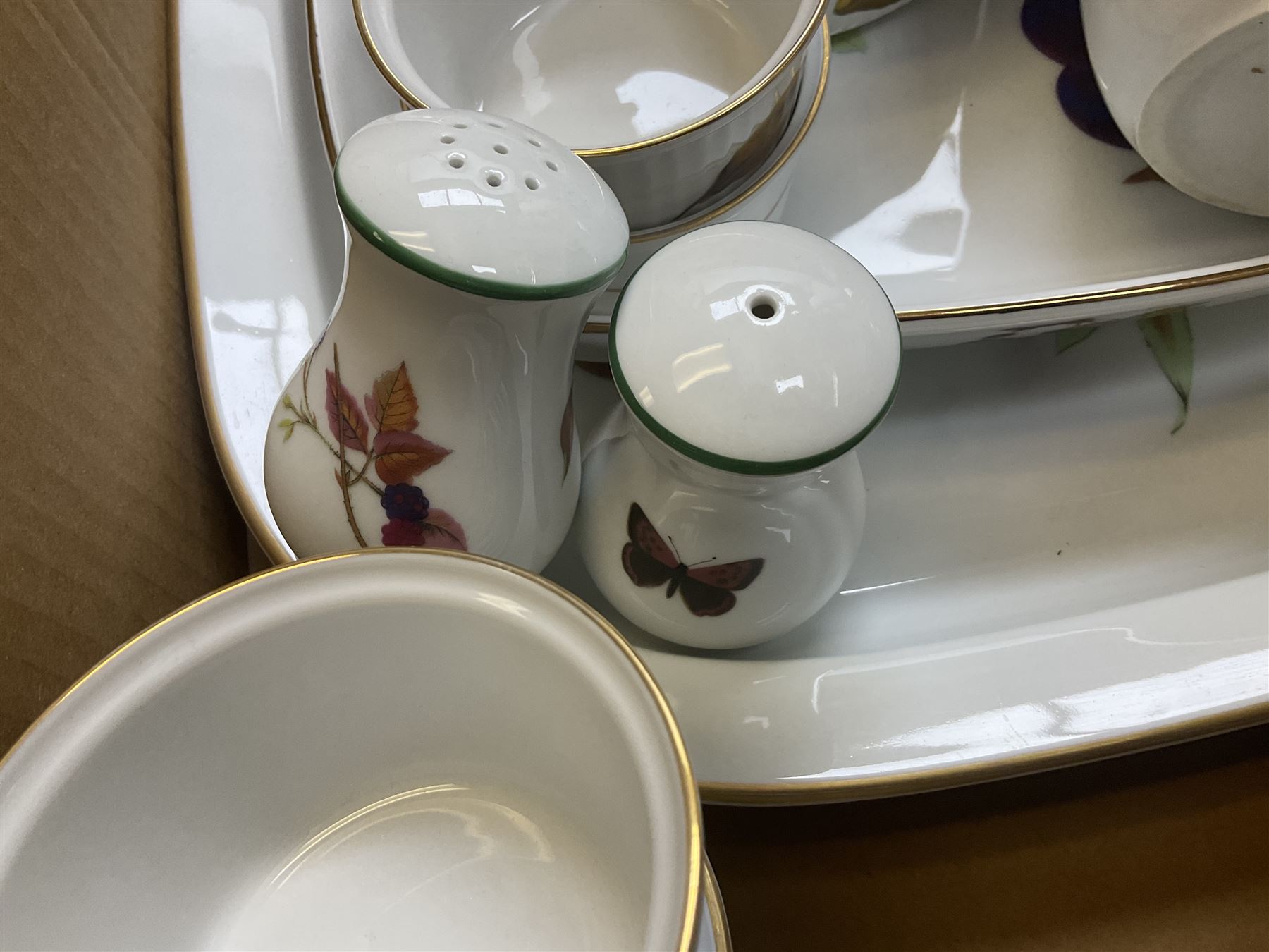 Royal Worcester Evesham and Evesham Vale tea and dinner wares, to include, three large covered tureens, coffee pot, eight tea cups and saucers, milk jug, two covered sucriers, boxed serving spoons etc, approx .130