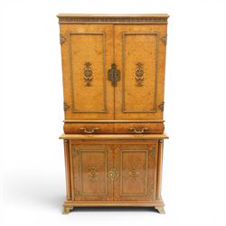 Early 20th century Art Deco burr maple mirrored drinks cabinet, rectangular top with gilte...