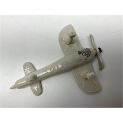 Ten WW1 crested china military models comprising submarine, four ships including Lusitania, four Zeppelins/balloons and an aircraft; various makers including Arcadian China, Swan China, Carlton China, Waterfall, Grafton China etc; various crests including Saint Neots, Great Yarmouth, Tewksbury, Swanage, Simons Town, Hull etc (10)