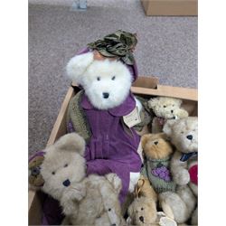 Boyds Bears, including examples from the Best Dressed and Heirloom collections
