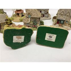 Twenty Lilliput Lanes, including The Chocolate House, Chiltern Mill, Blaise Hamlet, St Kevin Church, some with deeds and original boxes