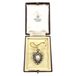 Victorian gold and silver heart shaped pendant/brooch, the central pearl with rose cut diamond surround, the outer border set with old cut diamonds