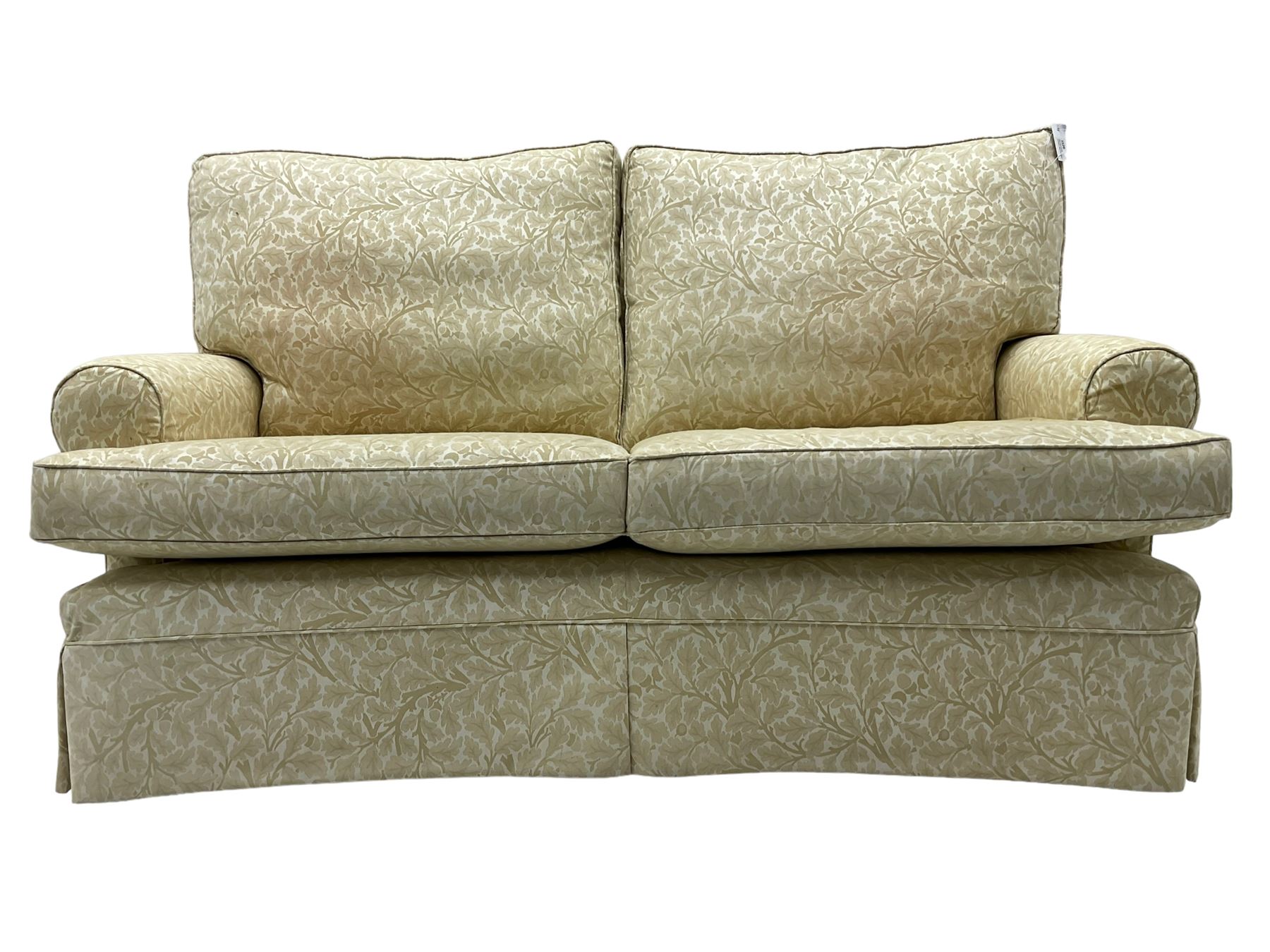 Multi-York - two-seat traditionally shaped sofa, upholstered in oak leaf and acorn patterned fabric