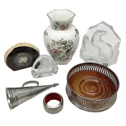 Mats Jonasson of Sweden glass Otter paperweight, Capredoni by Dartington Crystal Crysanthemum paperweight, boxed British Fossils agate geode, silver plated wine bottle coaster and Aynsley vase, etc, all boxed