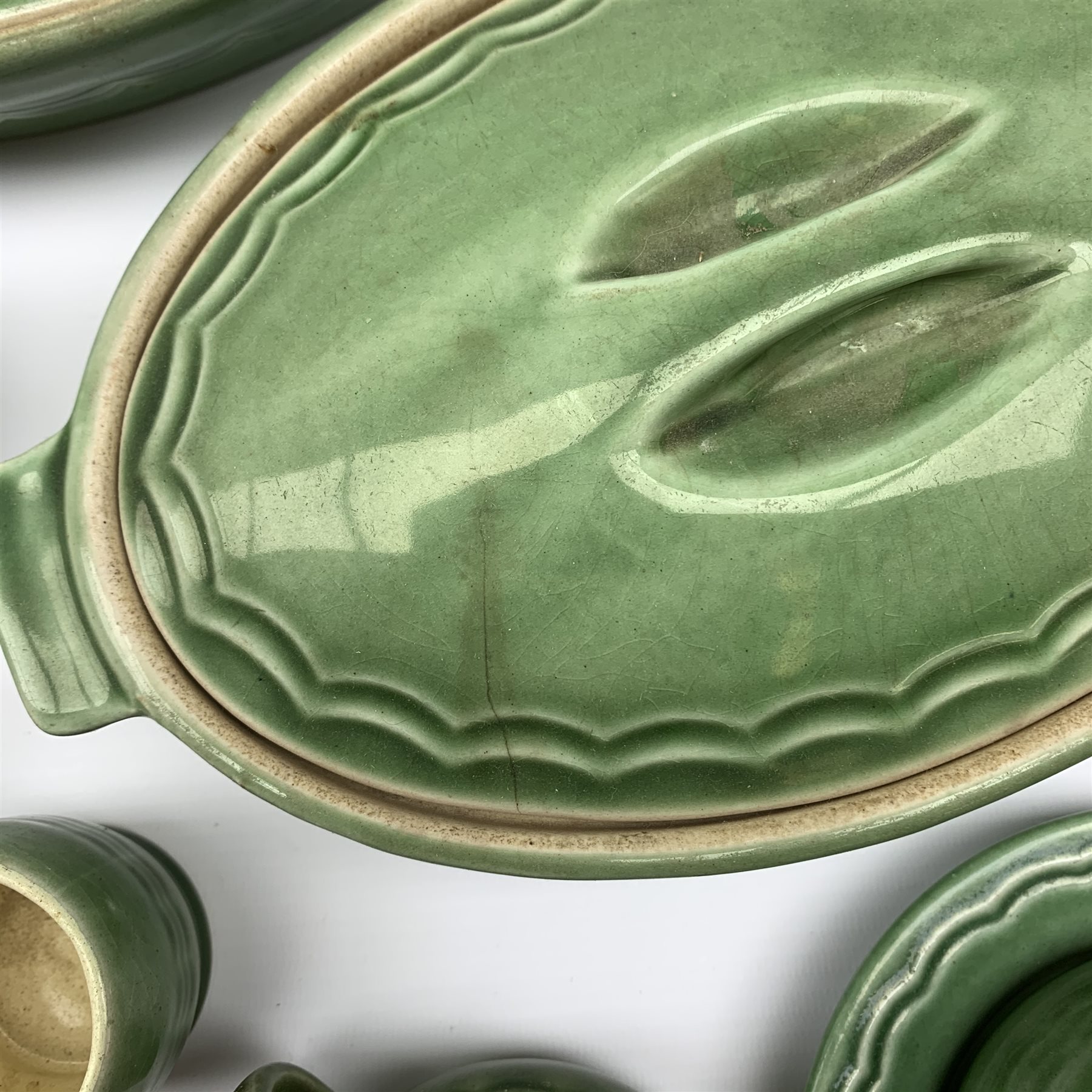 Bourne Denby Epic dinner and tea wares, to include tea pot, hot water pot, and coffee pot, large jug. a number of small twin handled jars (four with covers), milk jug, open sucrier, two tureen and covers, etc. 