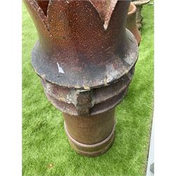 Victorian terracotta tulip top chimney pot, and another chimney pot (2) - THIS LOT IS TO BE COLLECTED BY APPOINTMENT FROM DUGGLEBY STORAGE, GREAT HILL, EASTFIELD, SCARBOROUGH, YO11 3TX