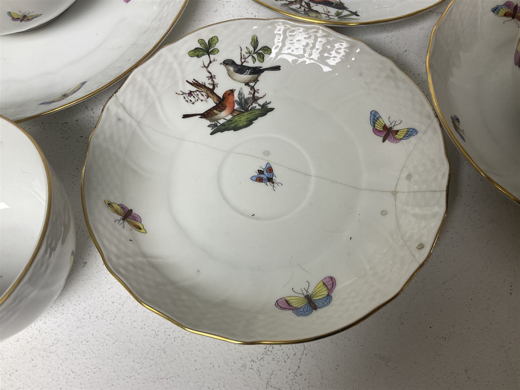 Herend of Hungary Rothschild bird pattern, part tea service, comprising two large teacups and saucers, two teacups and three saucers, milk jug, sugar bowl, five dessert plates and two side plates (18)