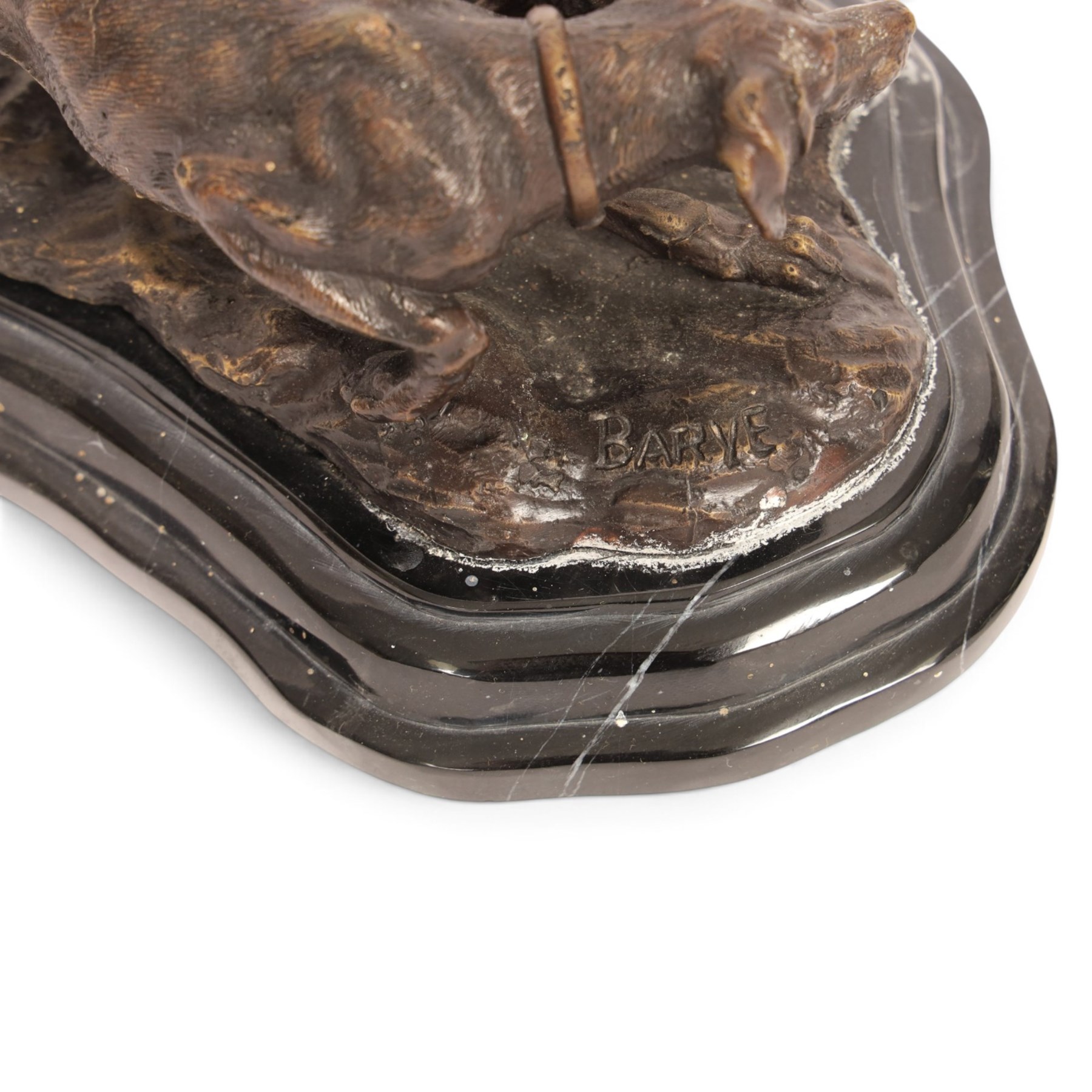 After Pierre Jules Mene, bronze sculpture of a hunting dog upon a marble base, H9cm 