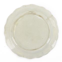 Near pair of late 18th century blue and white Pearlware plates, possibly Liverpool, D20cm