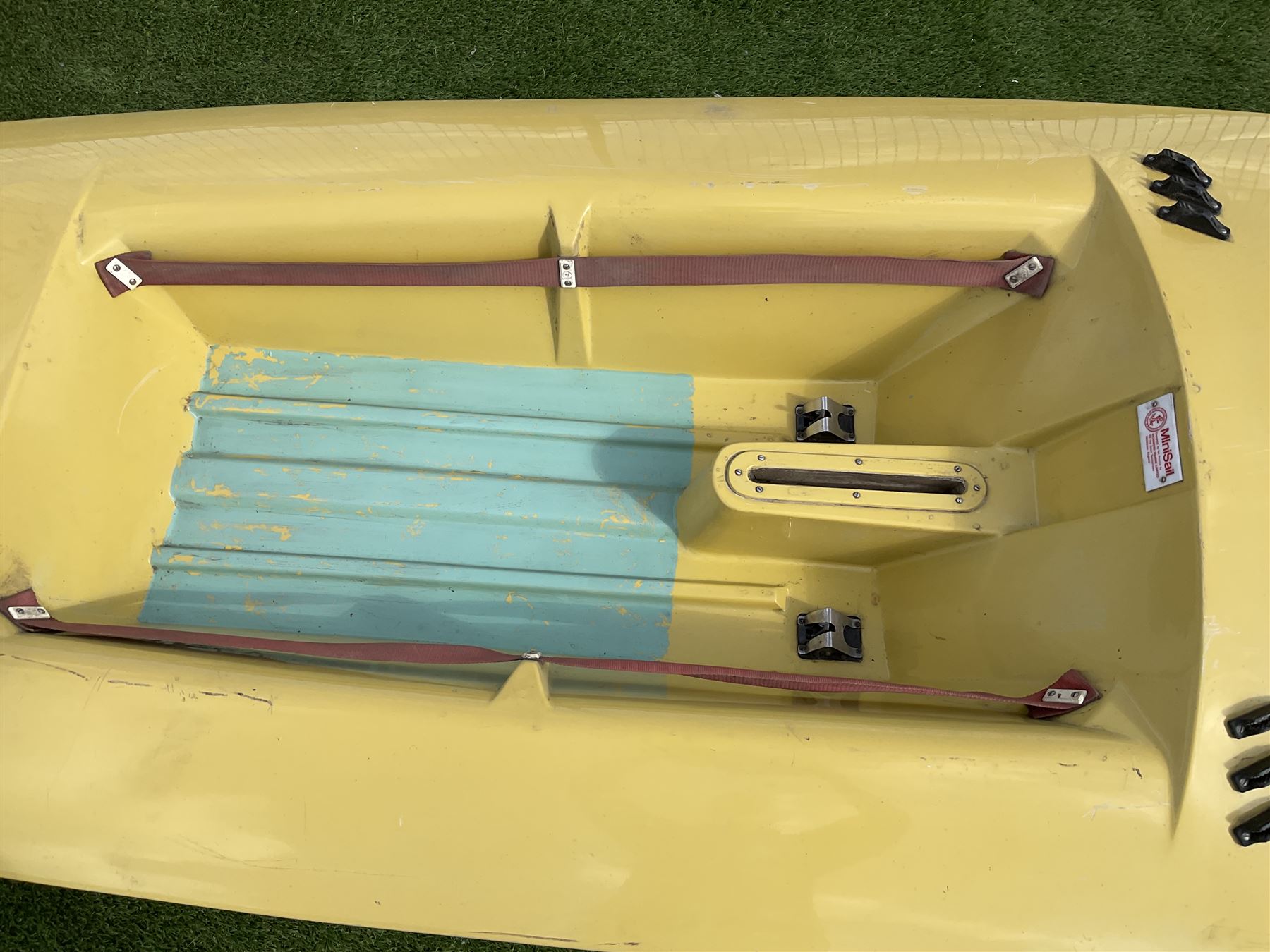 MiniSail sailing dinghy