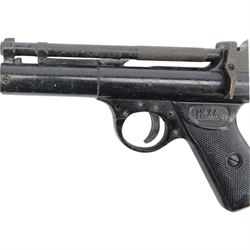 Webley Premier .22 air pistol, batch 947, Series E with 5 pin trigger block, the air chamber marked Webley & Scott Ltd, Webley Premier, Made in England, with checkered grip, H14cm, L19cm