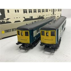 Wrenn '00' gauge - 'The Brighton Belle' Southern Electric Pullman two-car set Nos.S290S and S291S; boxed