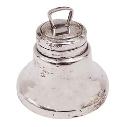 1920s silver novelty inkwell, modelled as a bell, the hinged cover with loop handle, hallmarked Birmingham 1922, maker's mark worn and indistinct, H5.5cm