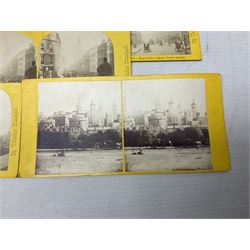 Mahogany tabletop Stereo viewer, with four Valentine Blancherd stereograph views of London, H32cm