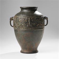 Chinese bronze archaistic 'Hu' vase, with character signature to base, H27cm 