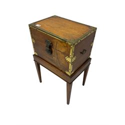 19th century oak cellarette on stand, brass fittings, raised on square tapering supports