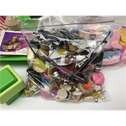Barbie - collection of 1980s accessories including furniture and outside effects, Fluff the kitten, baby's high chair, playset and nursery items, groceries, crockery, pots and pans, homewares, television, 1985 Annual, transistor radio etc; all unboxed